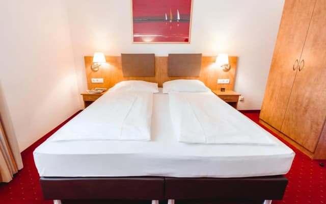 Hotel Allegro - photo 4
