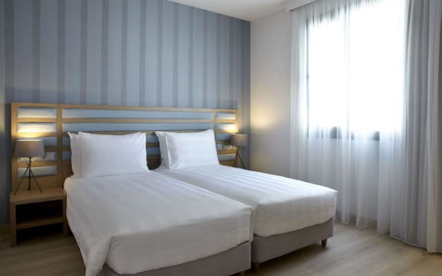 Athens Tiare Hotel - photo 3