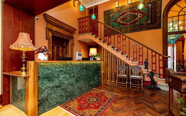 Limehouse Library Hotel - photo 2