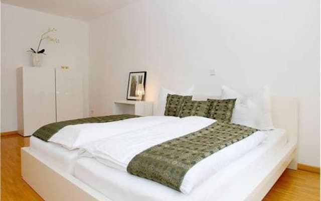 Berlin Apartment 2 - photo 2