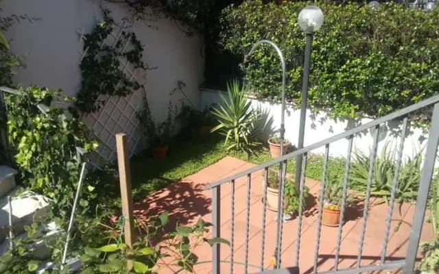 Rose Home - photo 2