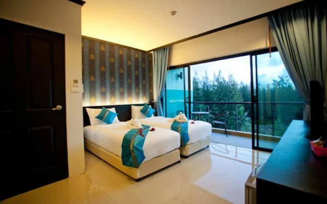Kata Green Beach Hotel - photo 5