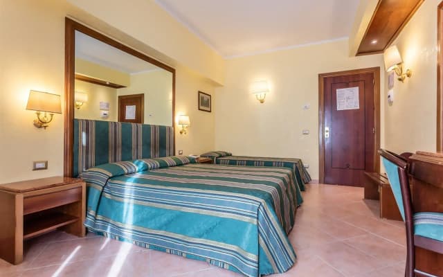 Raeli Hotel Noto - photo 5