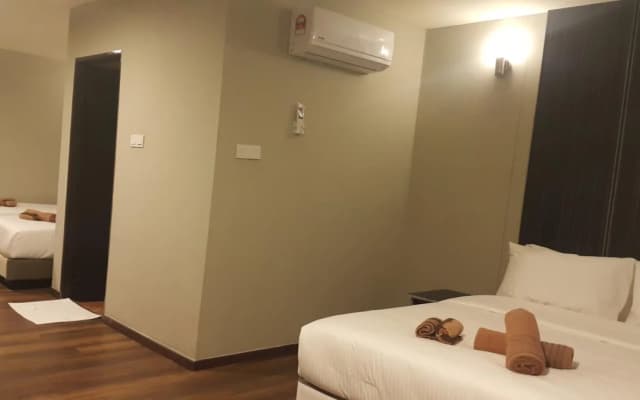 The Chapter Suites & Hotel - photo 3