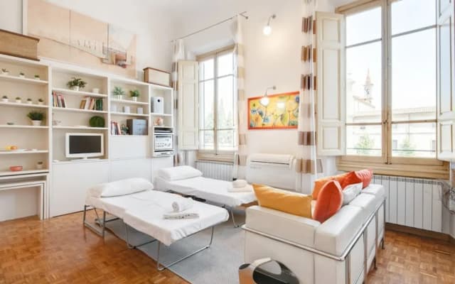 Guesthost - Piazza San Marco Studio Flat - photo 4