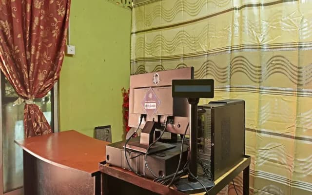 Capital O 90664 Rabi Hotel - photo 4