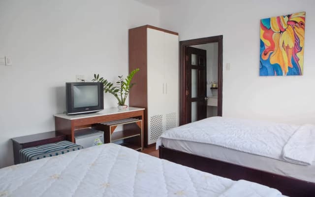 Emerald Hotel - photo 3