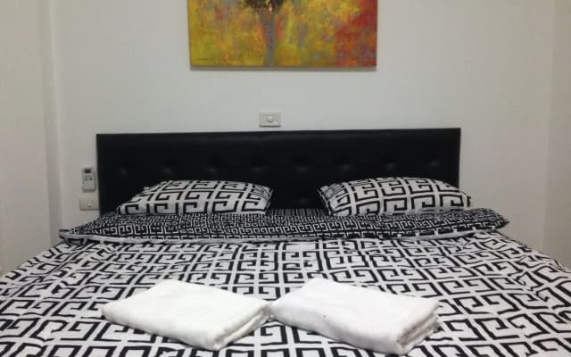 Pizza 24 Guesthouse - photo 4