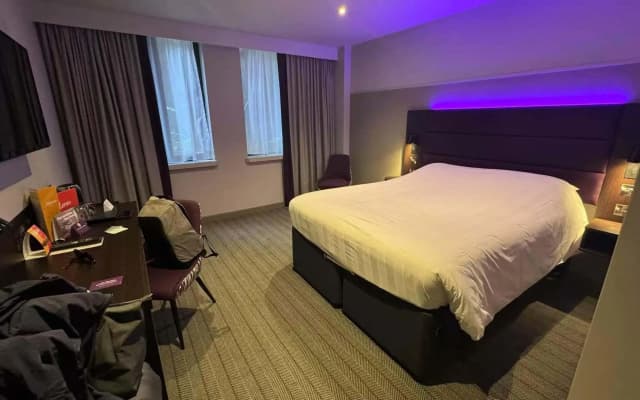 Premier Inn London City - Tower Hill - photo 4