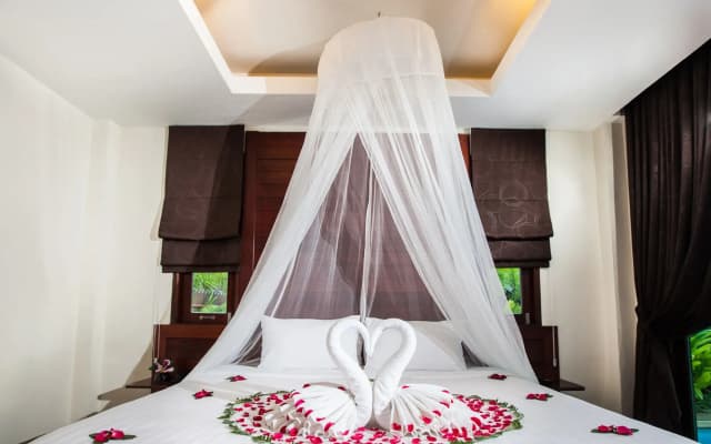 Howard Johnson by Wyndham Phuket Naiyang - photo 2