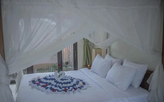 Theo Villa - 2 bedroom - photo 3