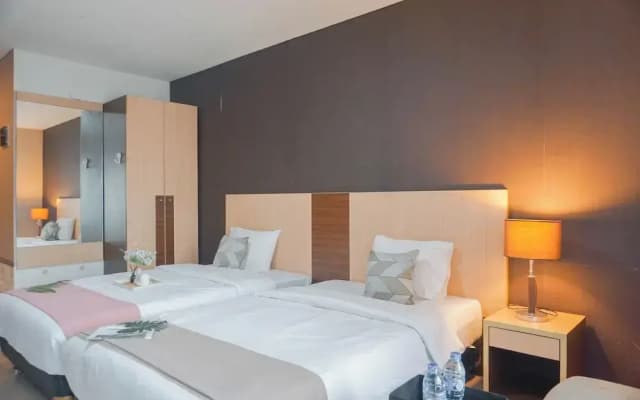 Comfortable Studio At Tamansari Semanggi Apartment - photo 5