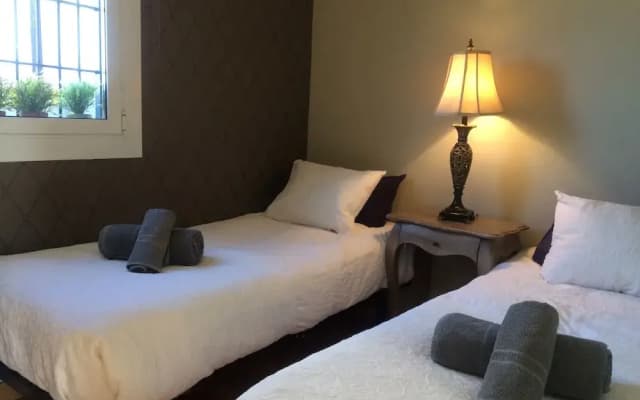 Avenida Apartments Giralt - photo 2