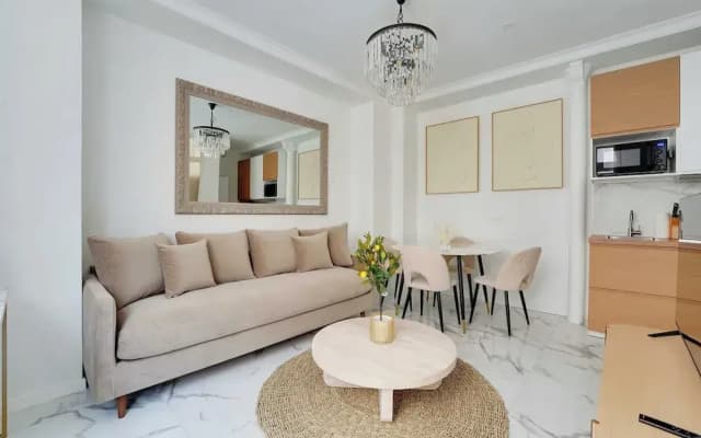 Cosy and Chic Apartment -1br/4p- Trocadero - photo 5