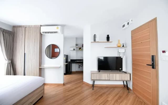 You Hotel - photo 5