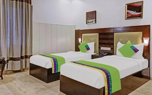 Parkland Kailash Colony - photo 3