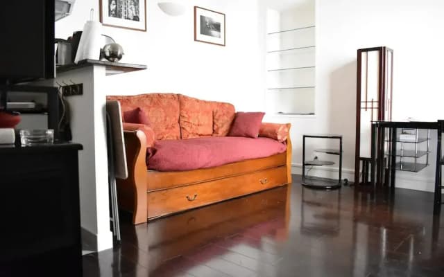 Simplistic 1 Bedroom Apartment in 17th - photo 5