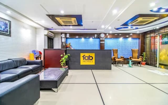 Fabhotel Cameron - photo 2