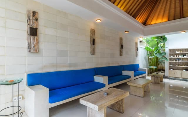 Artemis Villa and Hotel - photo 2