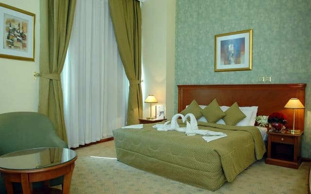 Royal Qatar Hotel - photo 3