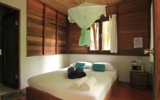 Free House Bungalow - photo 2