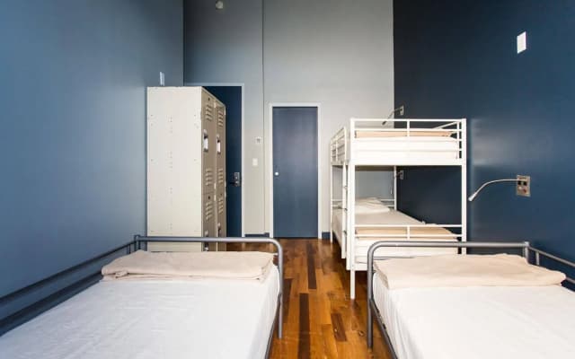 Q4 Hotel & Hostel - photo 5