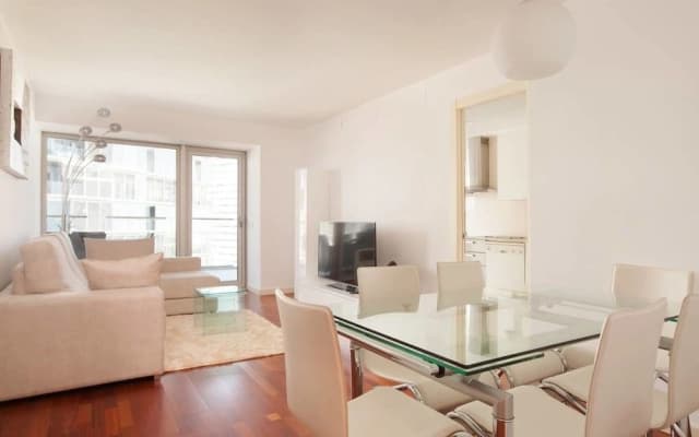 Akira Flats Llum 7th floor - photo 4