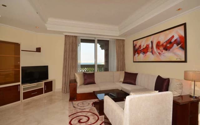 Private Beach Residence with beautiful pool - photo 4