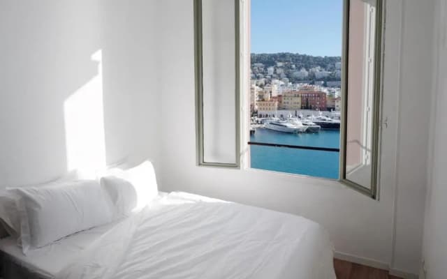 Waterfront panoramic sea view, balcony, AC - photo 4