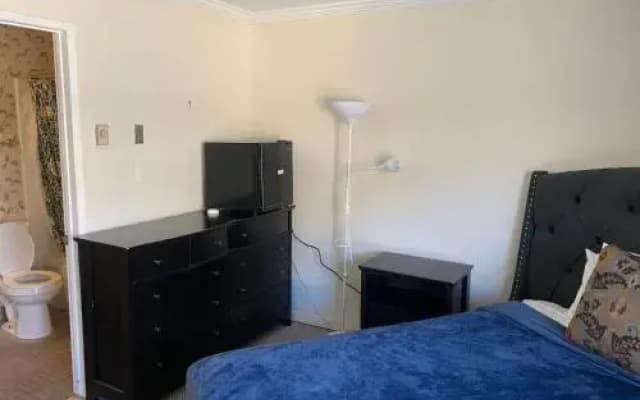 Warm Unit W-Private Bath-C04 - photo 2