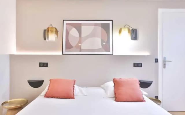 Comfort & Design for 10p - 5min From the Marais - photo 2