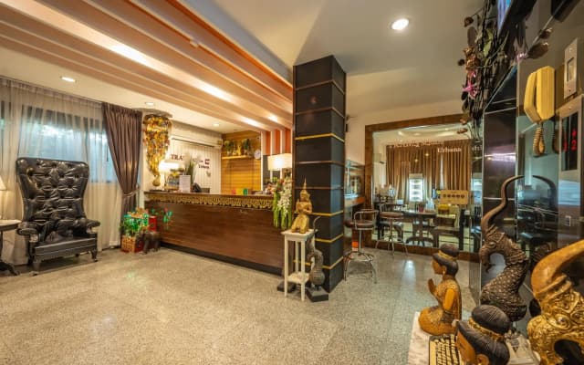 I-Inn Hotel - photo 2
