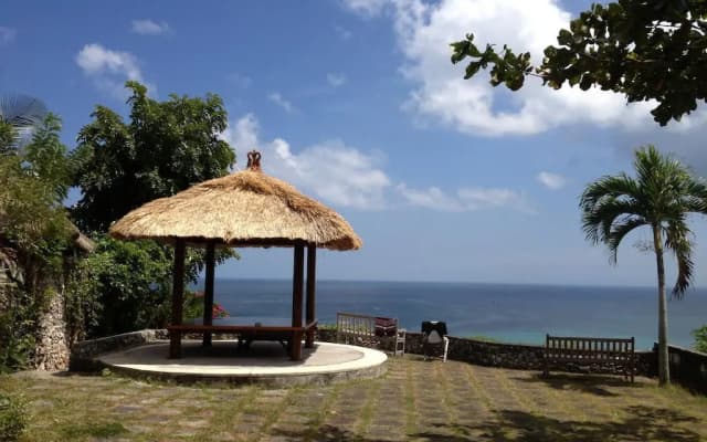 Romeo Beachfront Bungalow - photo 5