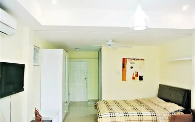 Central Pattaya Apartment - photo 2