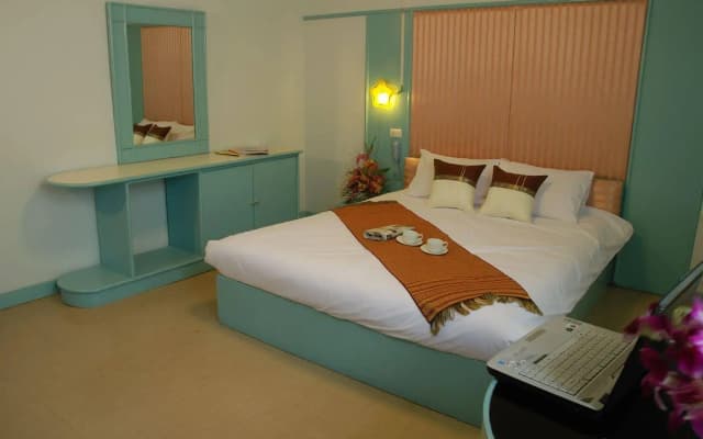 Darley Hotel Chiangmai - photo 4