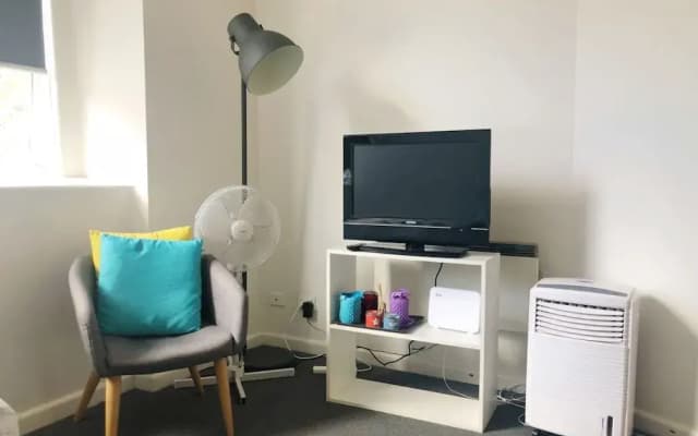 Holistay at Melbourne Central Apartment - photo 2