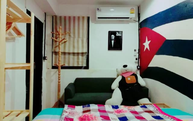 The Sleepless Boutique Hostel - photo 3