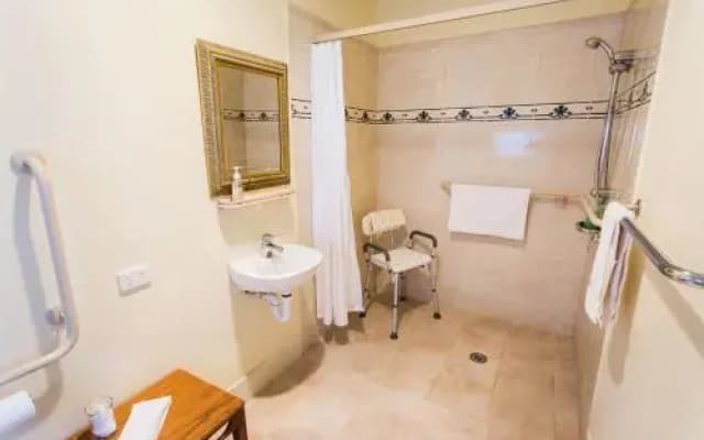 Nazaaray Beach House - photo 4