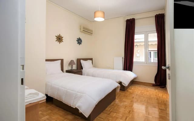 Lycabettus Quiet Renovated Apartment - photo 3