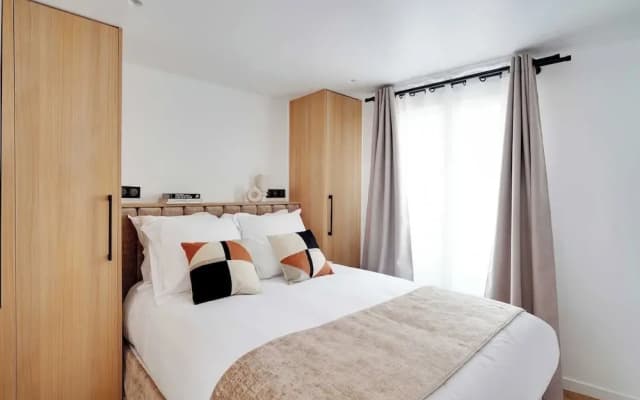 Charming apt With Balcony - 1br/2p - Saint Lazare - photo 3