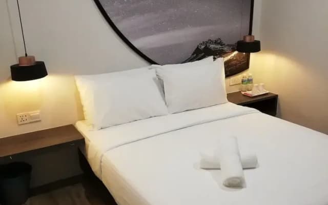 De Luna Hotel - photo 5