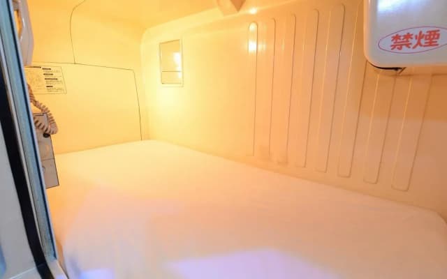 Capsule Inn Shimbashi - Men Only - photo 3