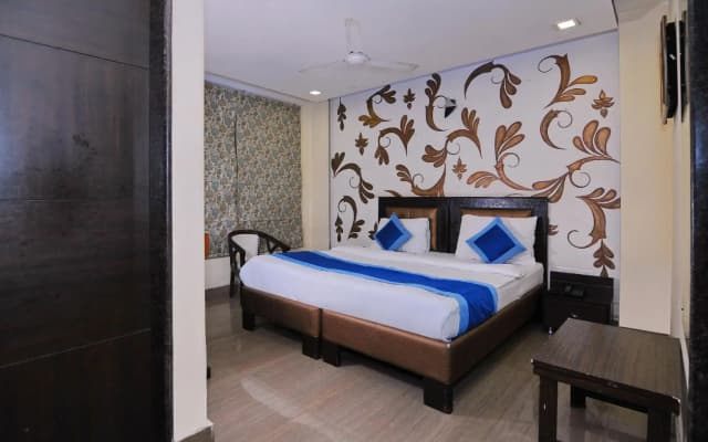 OYO Collection O 476 Hotel Gera's - photo 3