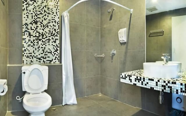 Milan Airport Hostel - photo 4