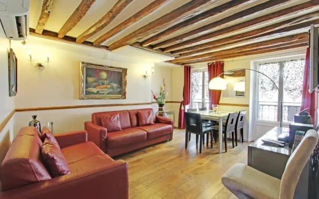 Eiffel Tower Flats - photo 2