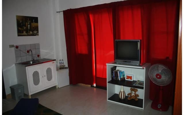 Honey Bear Guesthouse - photo 4