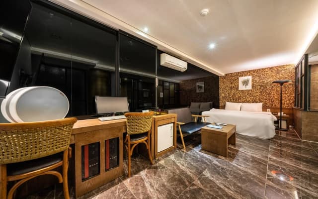 Hotel SOO - photo 2