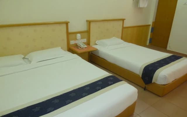 Intan Beach Resort - photo 2
