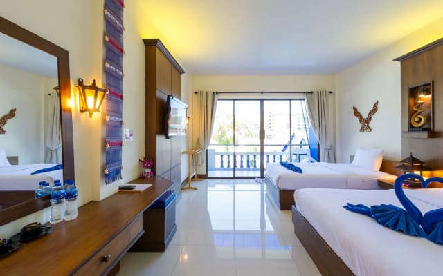 JR Siam Hotel - photo 3