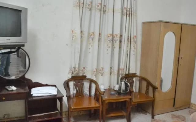 Phong Lan Hotel Halong - photo 2